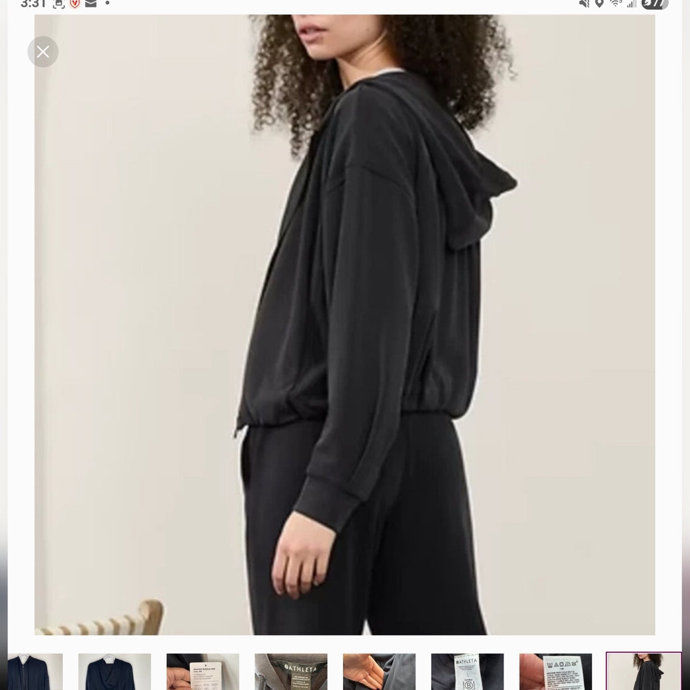 EUC Athleta Black Seasoft Bubble Hem Full Zip Size Small - Picture 2 of 11
